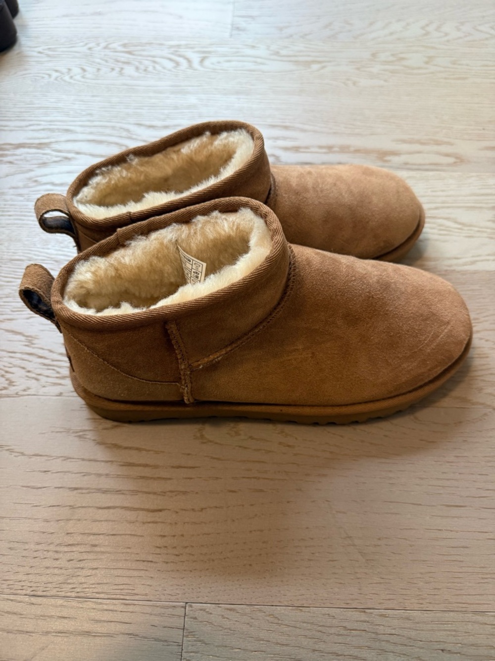 UGG Ultra Mini